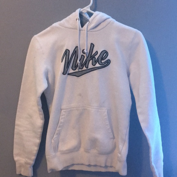 nike vintage sweatshirt womens